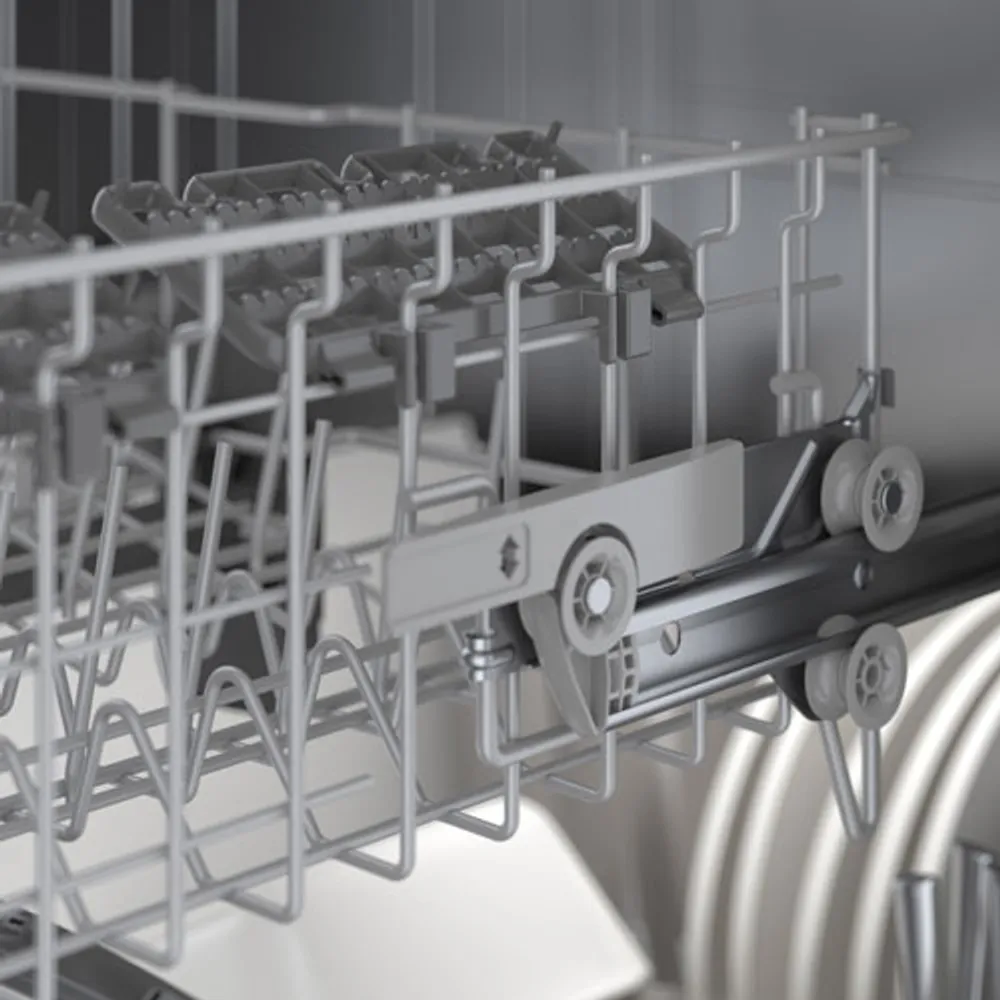Lave-vaisselle encastrable 24 po 46 dB avec troisième panier de Bosch (SHX5AEM2N) - Blanc