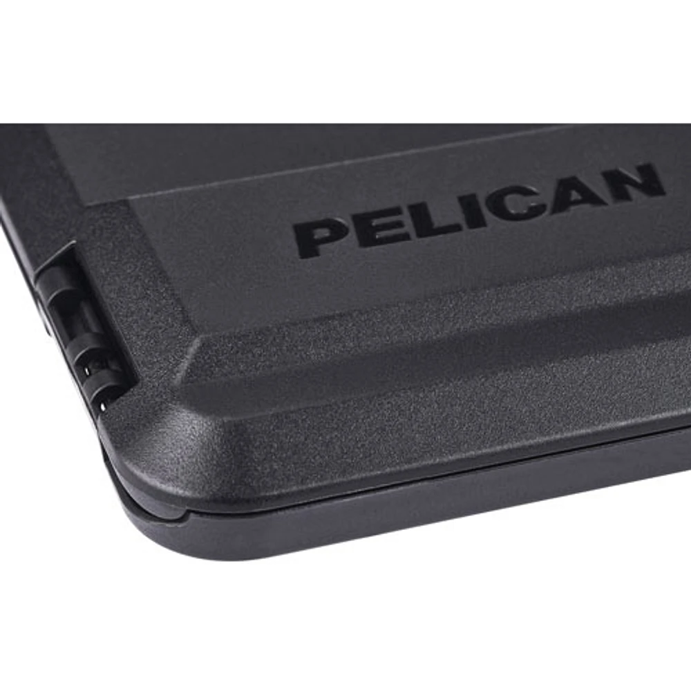 Pelican Protector Wallet with MagSafe for iPhone 15/14/13/12