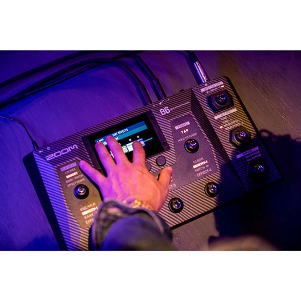 Processeur à effets multiples B6 Bass de Zoom (ZB6) - Noir