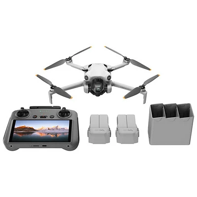 Ensemble Fly More avec drone quadricoptère Mini 4 Pro de DJI, manette et écran intégré