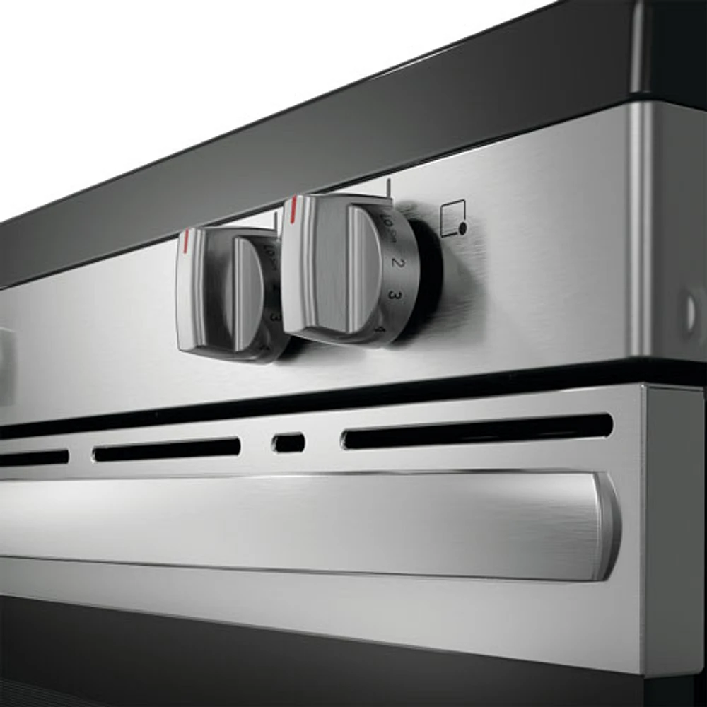 Cuisinière électrique autonome à 5 éléments de 5,3 pi³ 30 po de Frigidaire (FCRE306CAS) - Inox