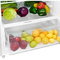 Insignia 28" 14.2 Cu. Ft. Top Freezer Refrigerator (NS-RTM14WH5-C) - White - Only at Best Buy