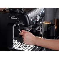 Machine à espresso Barista Express Impress de Breville avec mousseur et moulin à café - Truffe noire