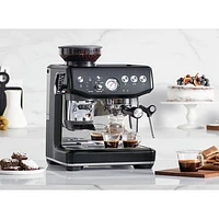 Machine à espresso Barista Express Impress de Breville avec mousseur et moulin à café - Truffe noire