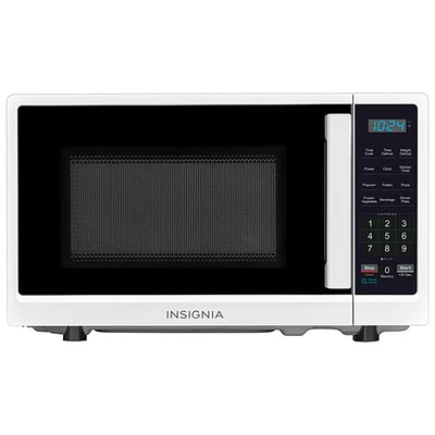 Insignia 0.7 Cu. Ft. Compact Microwave (NS-MW7WH5-C) - White - Only at Best Buy