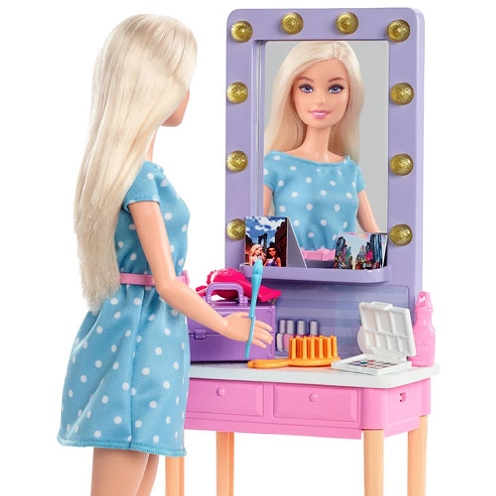 Ensemble de jeu avec poupée Barbie Malibu et loge Big City, Big Dreams de Mattel