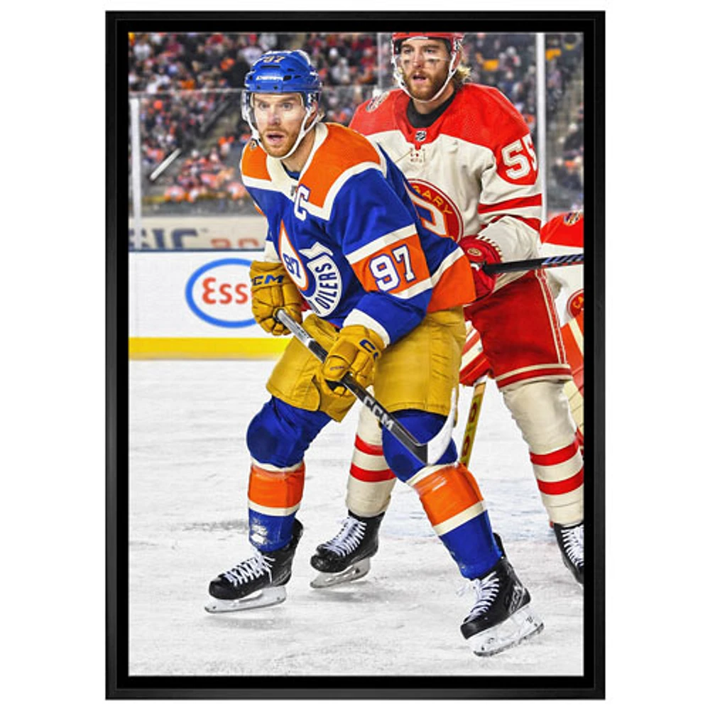 Frameworth - Edmonton Oilers : Toile encadrée de Connor McDavid (22 x 31 po)