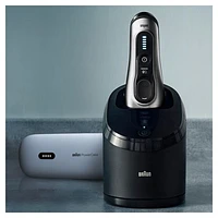 Braun Series 8 Wet/Dry Shaver (8577cc)