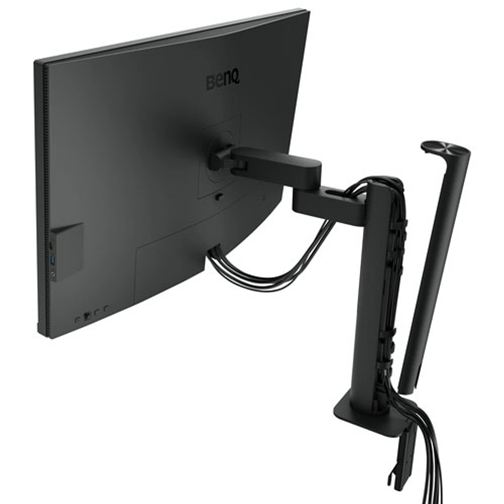 Moniteur ACL IPS Ultra HD 4K 60 Hz de 31,5 po DesignVue de BenQ avec temps de réponse de 5 ms gris à gris (PD3205UA) - Gris métallique
