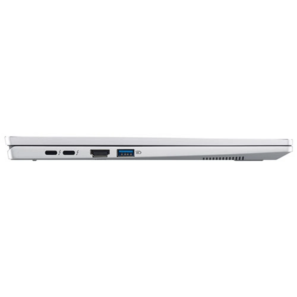 Portable 14 po Swift Go d'Acer - Argenté (Core Ultra 7 C U7155H d'Intel/SSD 1 To/RAM 16 Go/Windows 11)