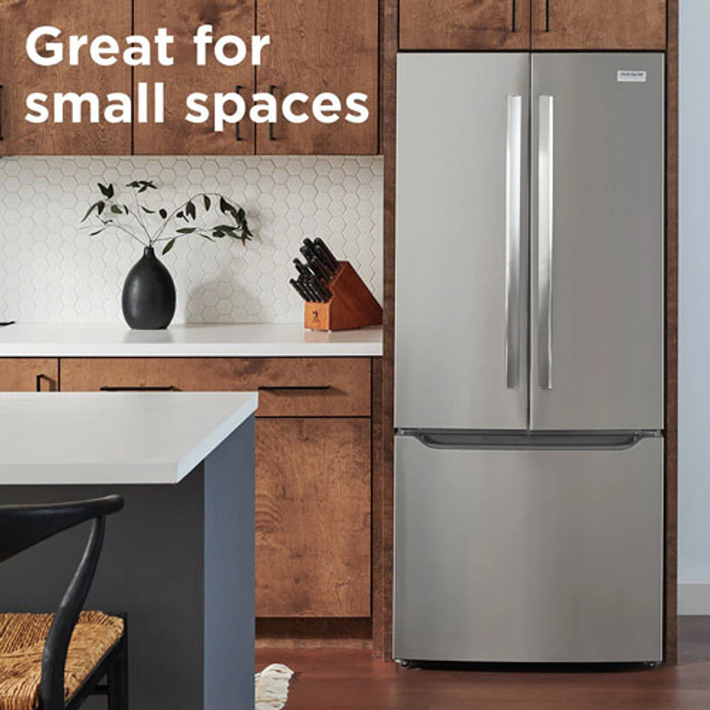 Réfrigérateur à deux portes 20 pi³ 30 po avec distributeur d'eau Gallery de Frigidaire (GRFN2023AF) - Acier inoxydable