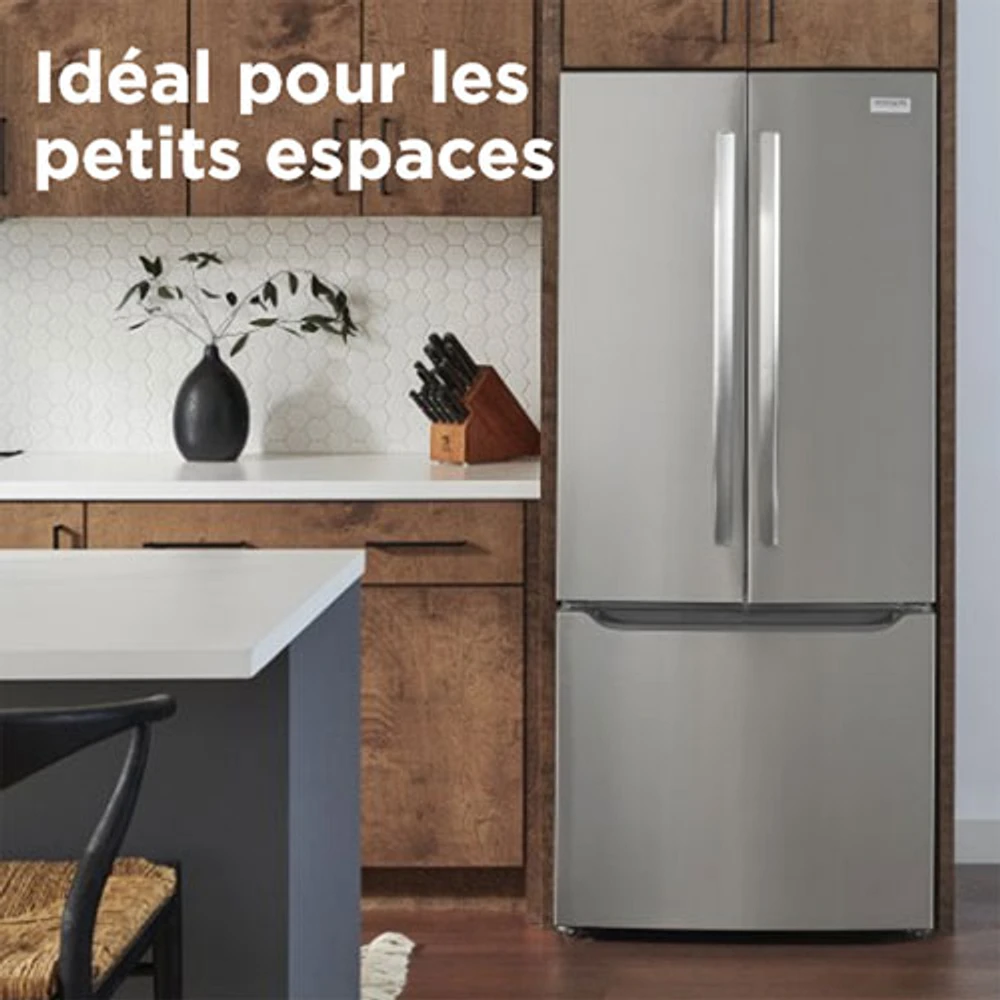 Réfrigérateur à deux portes 20 pi³ 30 po avec distributeur d'eau Gallery de Frigidaire (GRFN2023AF) - Acier inoxydable