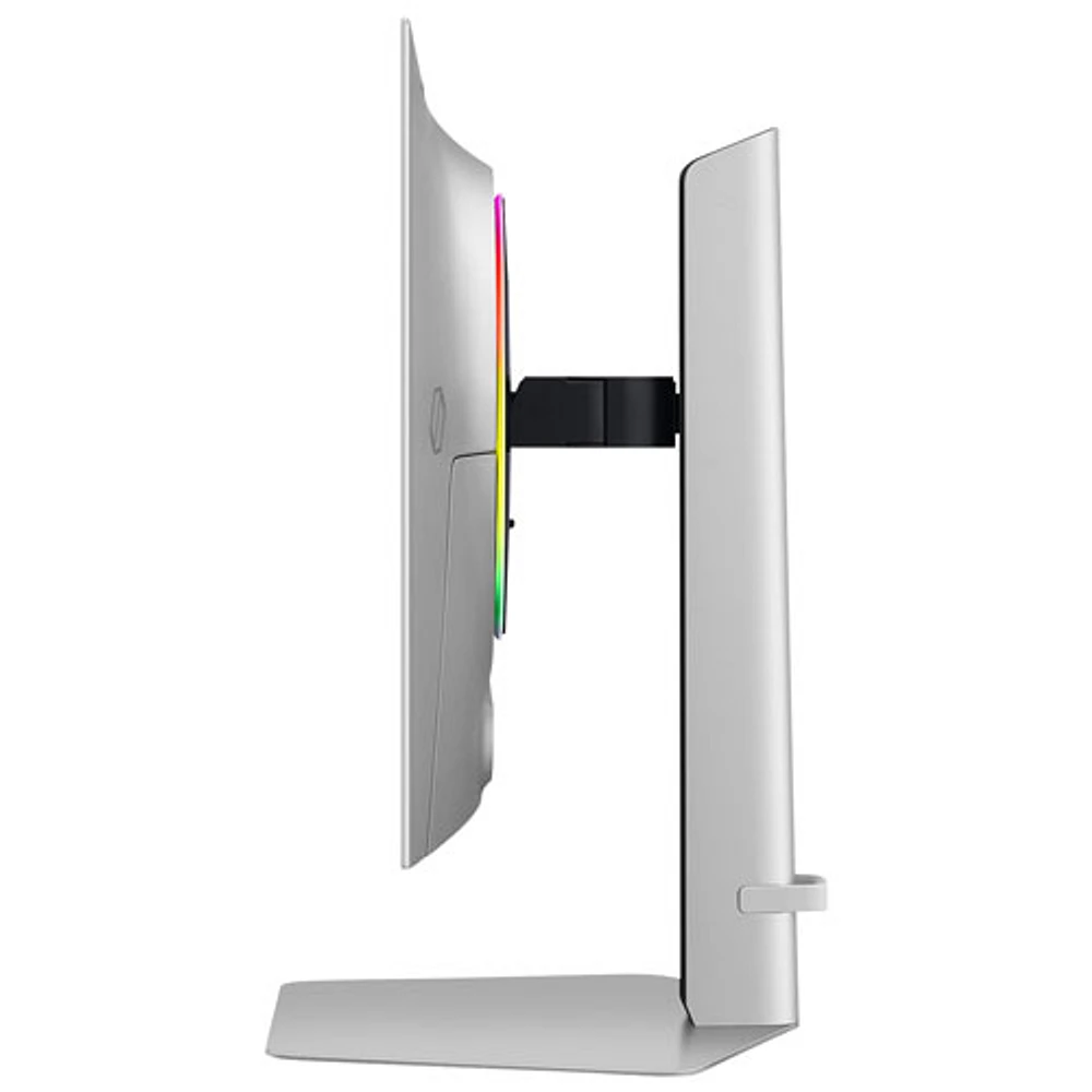 Moniteur DEL FreeSync DELO QHD 360 Hz GTG 0,03 ms 27 po Odyssey de Samsung (LS27DG602SNXZA) - Argenté