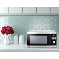 Panasonic Genius 1.3 Cu. Ft. Microwave (NNSD66LSC) - Silver - Only at Best Buy