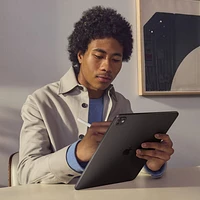 iPad Pro 13 po 1 To avec Wi-Fi et 5G d'Apple (7e génération) - Argenté