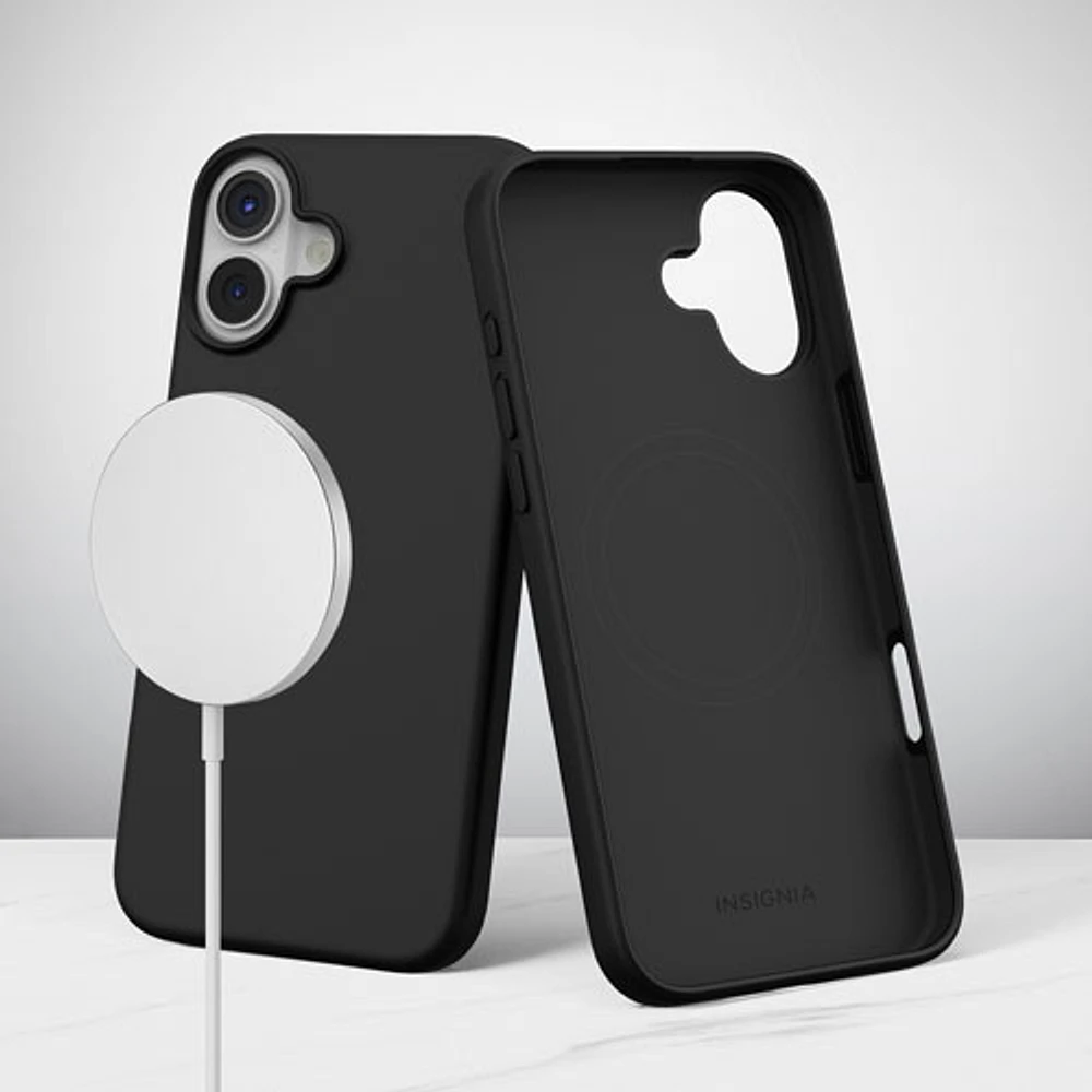 Étui souple ajusté d'Insignia pour iPhone 16 Plus - Noir - Exclusivité BBY