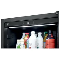 Réfrigérateur à boissons de dessous de comptoir 5,1 pi³ d'Electrolux (EI24BC15VS) - Acier inoxydable