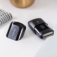 Manscaped The Handyman SkinSafe Cordless Foil Shaver