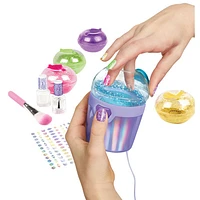 Make It Real Party Naiuls: Glitter Nail Studio