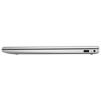 Portable de 15,6 po de HP - Argenté naturel (Ryzen 7 7730U d'AMD/RAM 16 Go/SSD 512 Go/Windows 11 Famille)