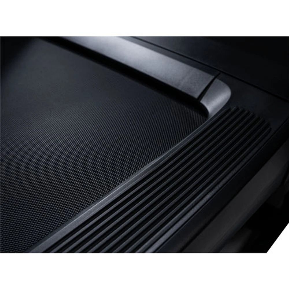 Tapis roulant Commercial 2450 de NordicTrack avec écran tactile pivotant de 24 po