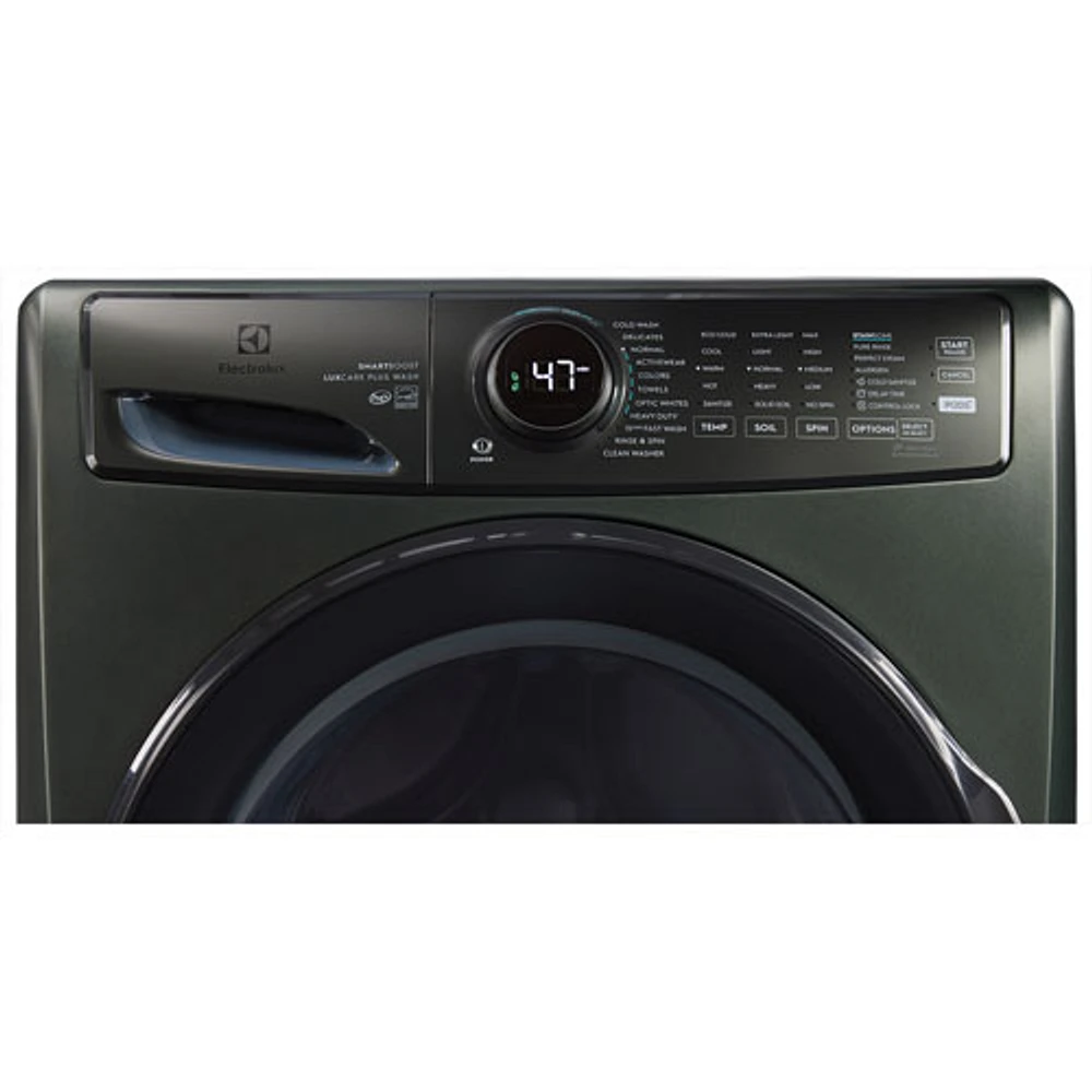 Laveuse à vapeur à chargement frontal haute efficacité de 5,2 pi³ d'Electrolux (ELFW7738AA) - Vert alpin