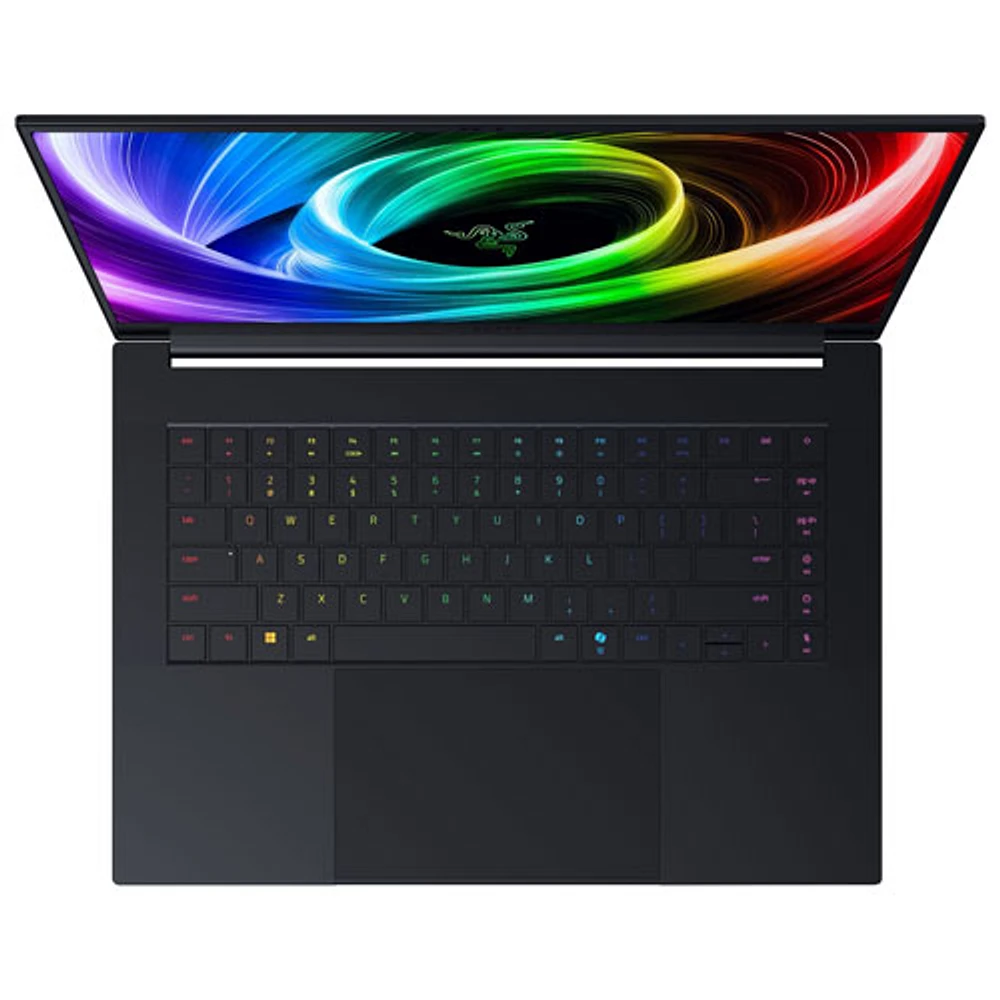 Portable de jeu de 16 po Blade de Razer - Noir (Ryzen AI 9 365 d'AMD/RAM 32 Go/SSD 1 To/RTX 5080)