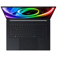 Portable de jeu de 16 po Blade de Razer - Noir (Ryzen AI 9 365 d'AMD/RAM 32 Go/SSD 1 To/RTX 5080)