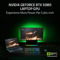 Portable de jeu de 16 po Blade de Razer - Noir (Ryzen AI 9 365 d'AMD/RAM 32 Go/SSD 1 To/RTX 5080)