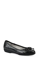 Careen Flat - Wide Width