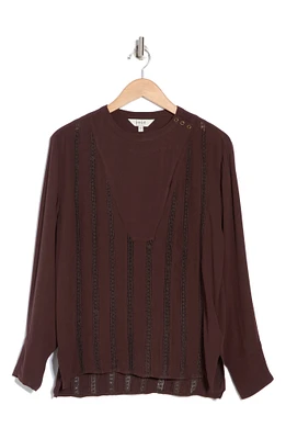 Gravity Crochet Lace Long Sleeve Top