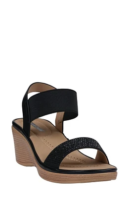 Nia Wedge Sandal