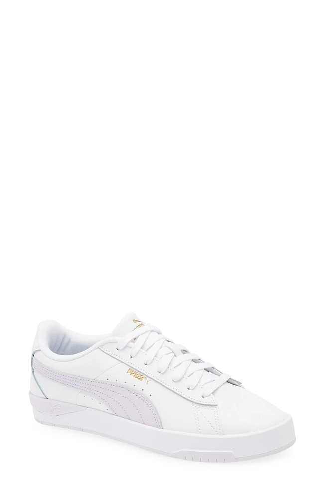 Jada Classic Sneaker