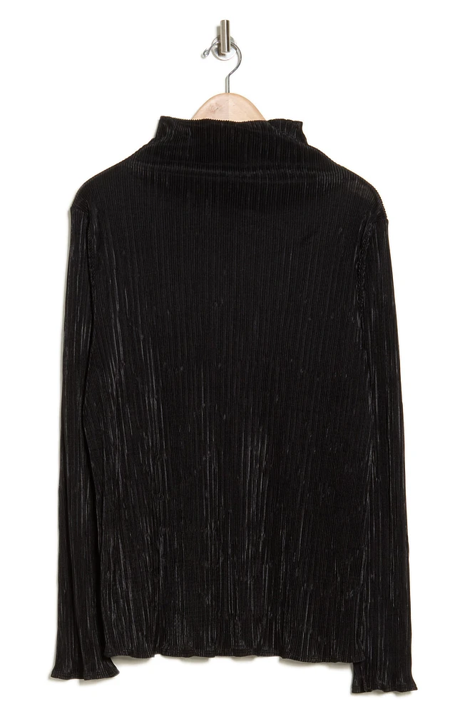 Long Sleeve Plissé Turtleneck Top