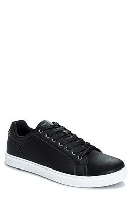Low Top Sneaker
