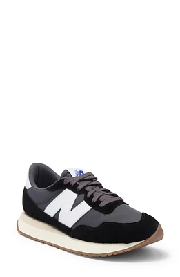 237 Sneaker