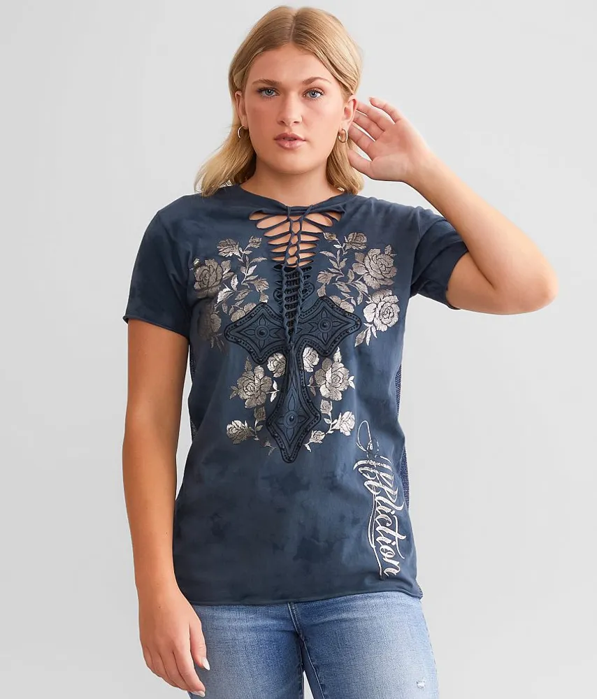 Bella T-Shirt