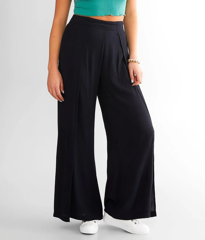 Split Spirit Wide Leg Pant