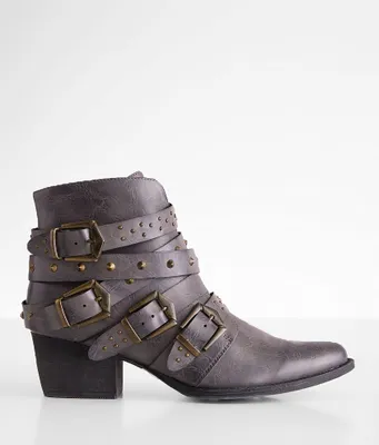 Vintage 93 Cara Studded Ankle Boot