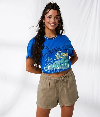 33 Coastal Seaside Beach Oversized T-Shirt