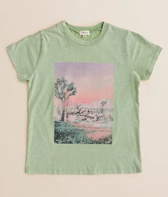 Girls - Modish Rebel On The Horizon T-Shirt