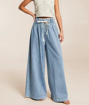 Pleated Wide Leg Trouser Jean