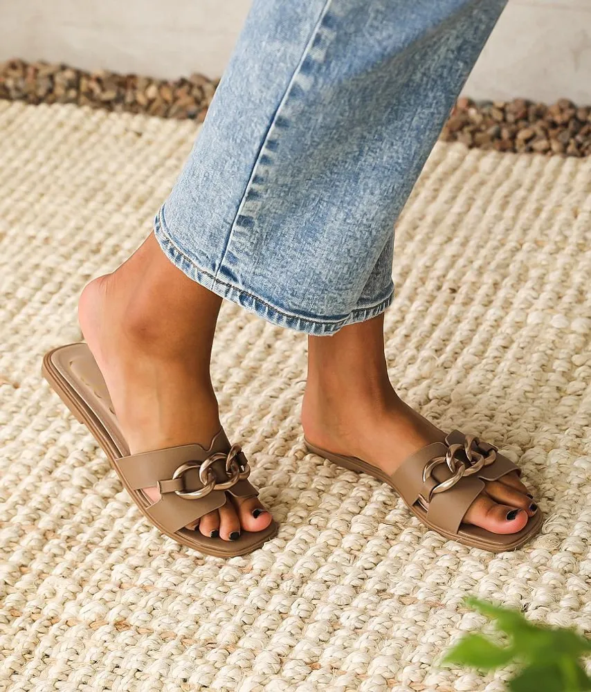 Baylor Sandal