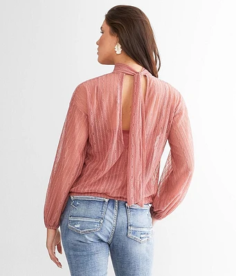 red by BKE Lace Mock Neck Top