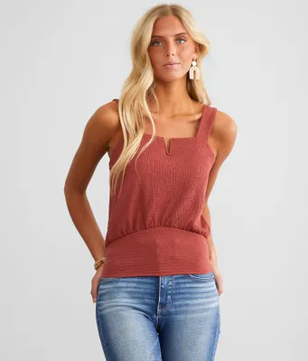 Daytrip Textured V-Wire Tank Top