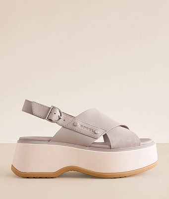 Sorel Dayspring Crisscross Leather Sandal