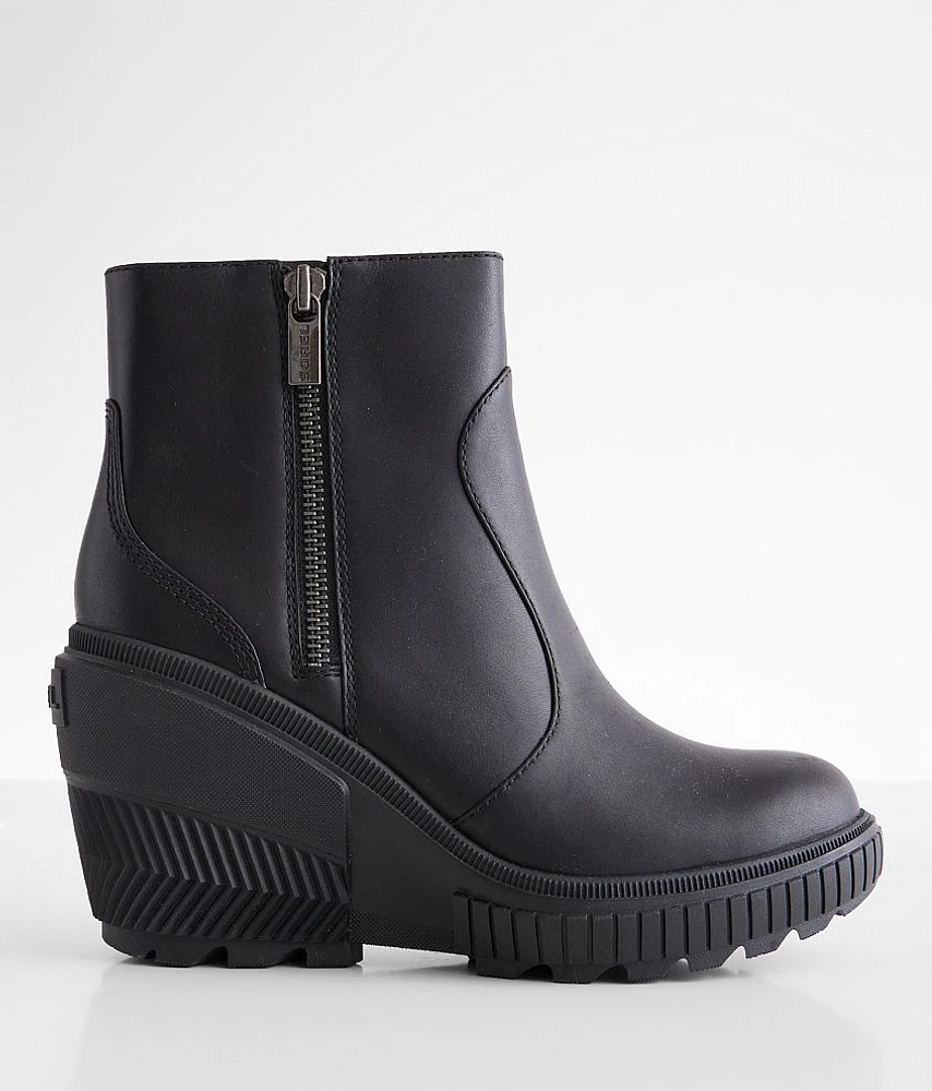 ONA™ Ave Wedge Leather Ankle Boot