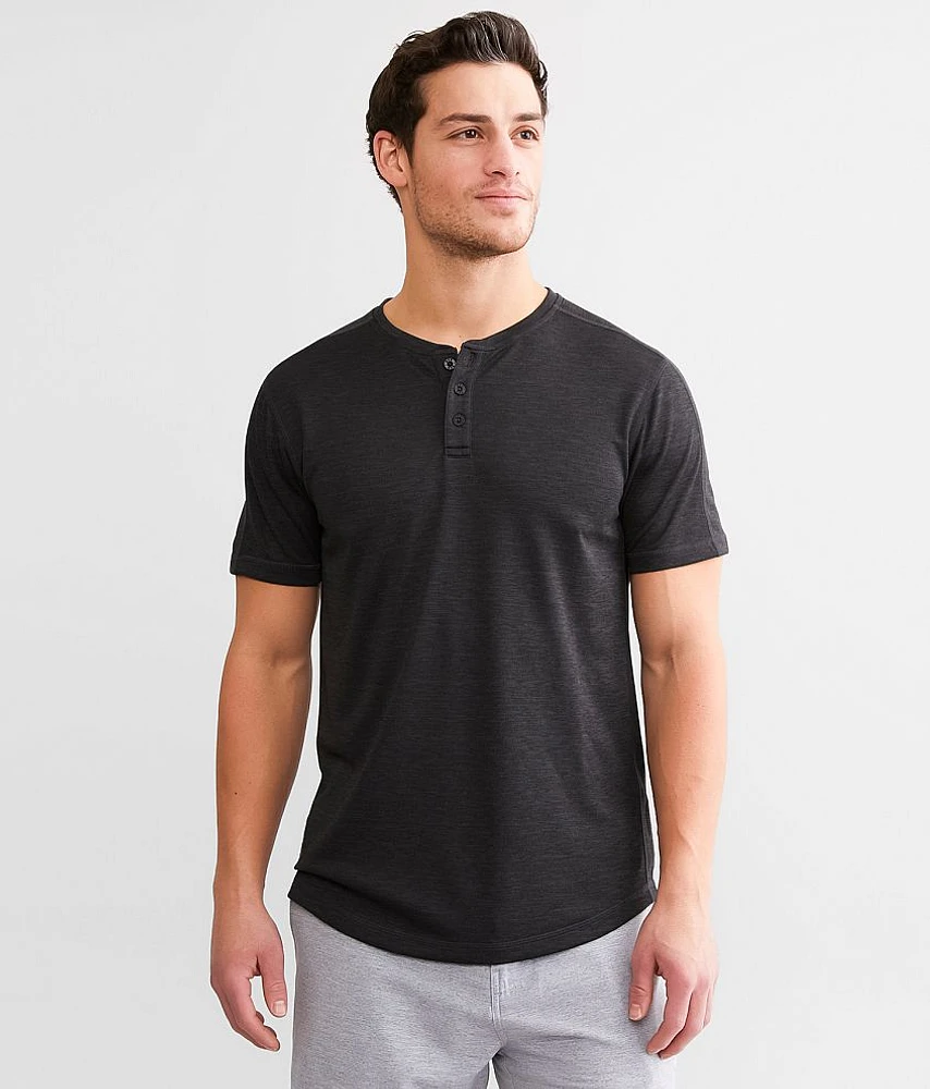 Performance Henley