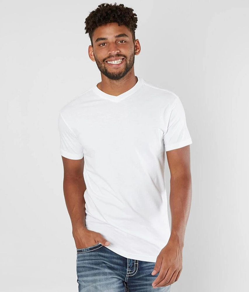 Basic T-Shirt