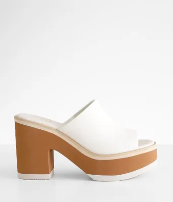 Oasis Society Clog Heeled Sandal